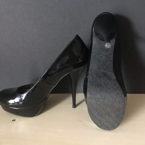 Candies Glossy Black platform pumps w/3” stiletto - Picture 4 of 6